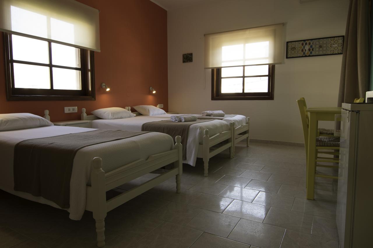 Niki Rooms Палеохора Экстерьер фото
