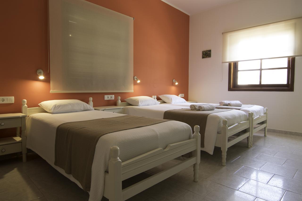 Niki Rooms Палеохора Экстерьер фото